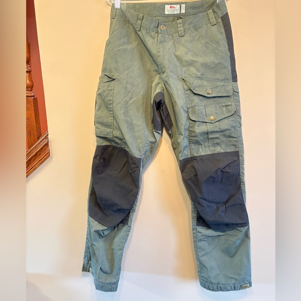 Fjallraven Vidda pro trousers Men's in Green and Black